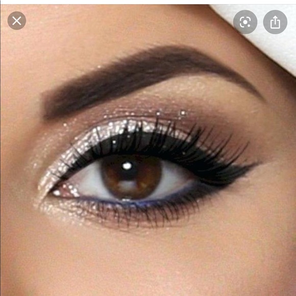 Meet your Posher, Samira - Picture 1 of 1